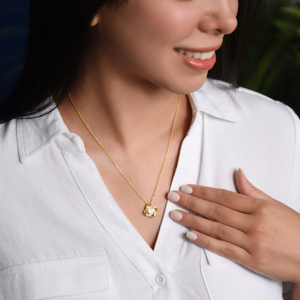 What Is a Soulmate Necklace? Meaning, Styles & How to Choose